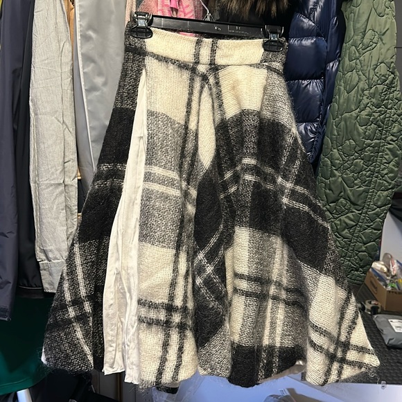 Christian Dior Mid length Draped Mohair Wool and Silk Skirt - Picture 4 of 9